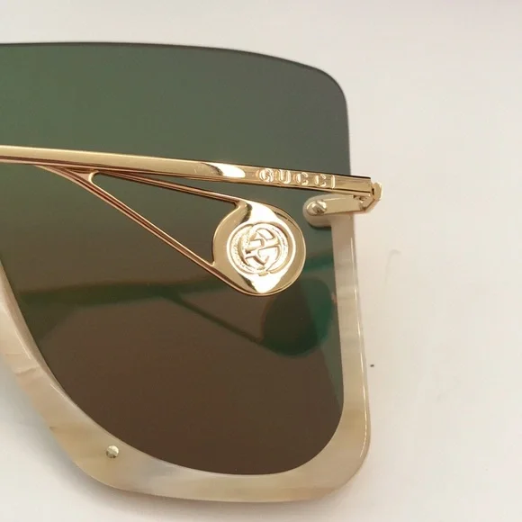 Gucci GG0540S 004 Beige Oversized Shield Sunglasses Orange Mirror - Picture 14 of 14